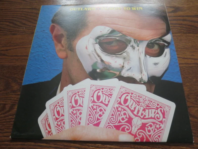 The Outlaws - Playin' To Win