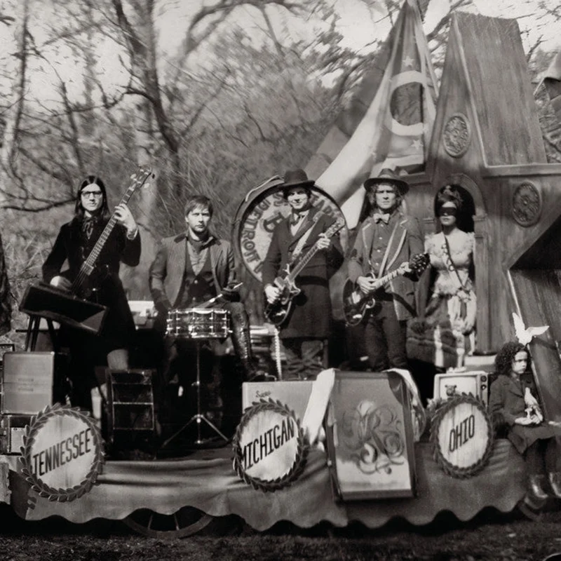 The Raconteurs - Consolers of the Lonely