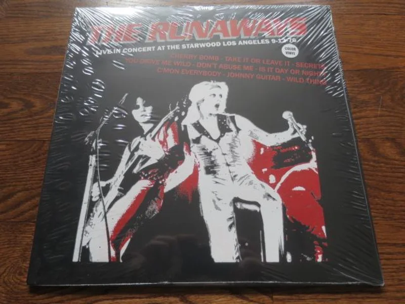 The Runaways - Live At The Starwood 1976