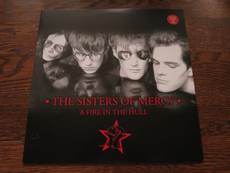 The Sisters Of Mercy - A Fire In The Hull (red vinyl)