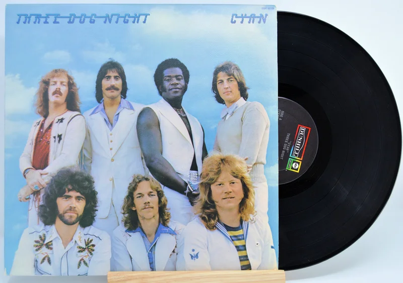 Three Dog Night - Cyan