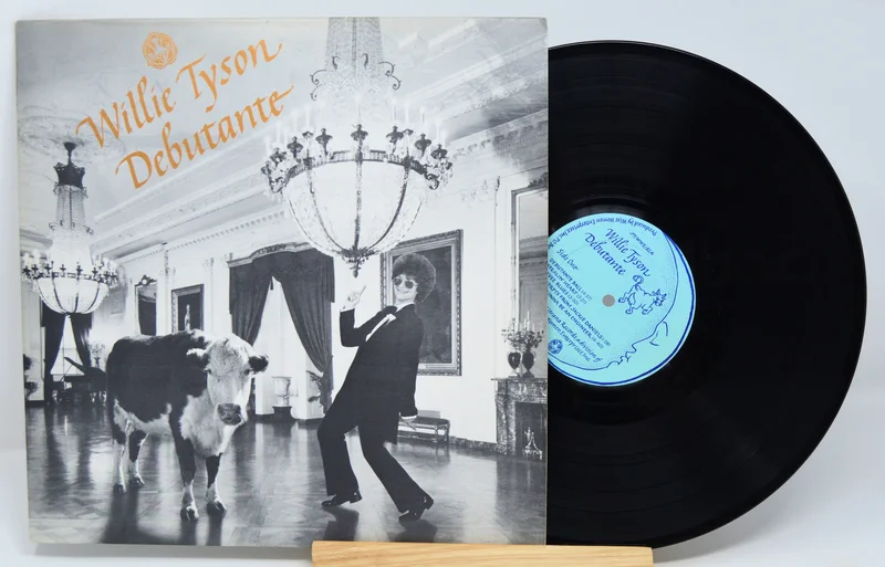 Tyson, Willie - Debutante