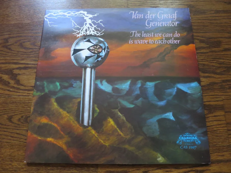 Van Der Graaf Generator - The Least We Can Do Is Wave To Each Other