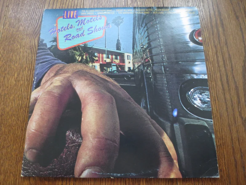 Various Artists - Hotels, Motels and Road Shows