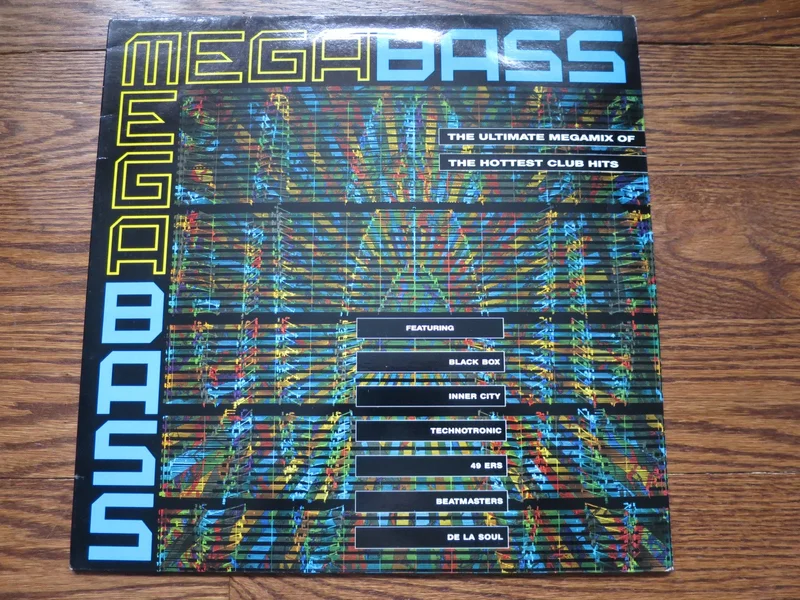 Various Artists - Megabass