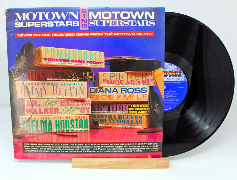 Various Motown Superstars Sing Motown Superstars