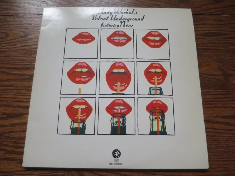 Velvet Underground - Andy Warhols Velvet Underground featuring Nico