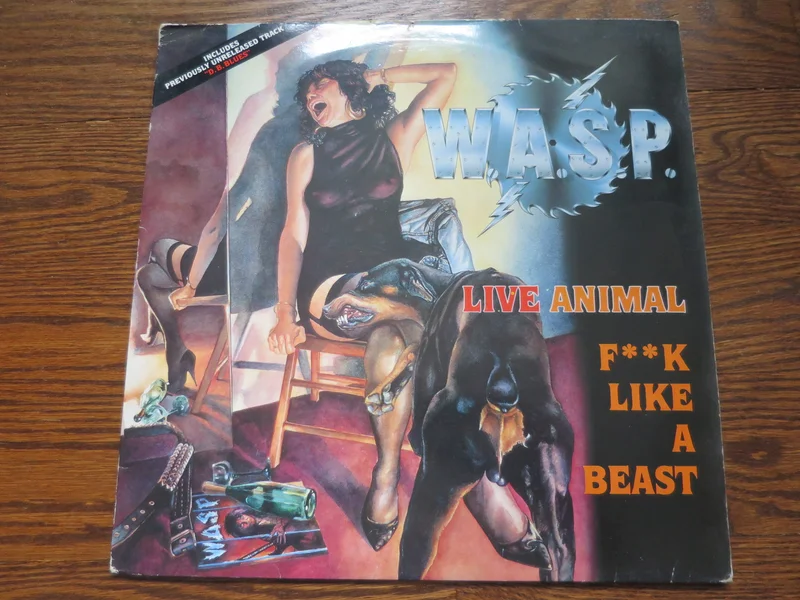 WASP - Live Animal 12"