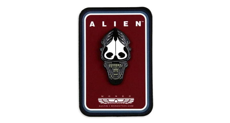 Xenomorph Head Pin